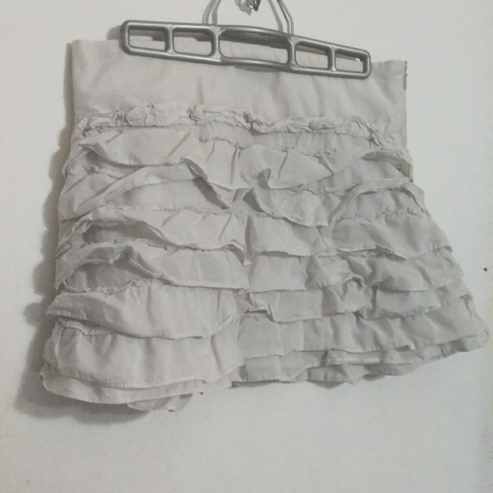 Ruffled mini skirt